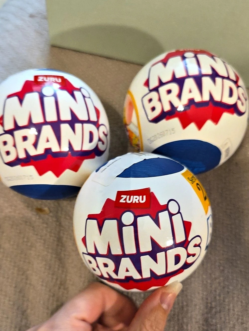Zuru Mini Brands Books Series 2